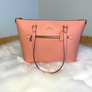 Coach Gallery Tote Shell Pink